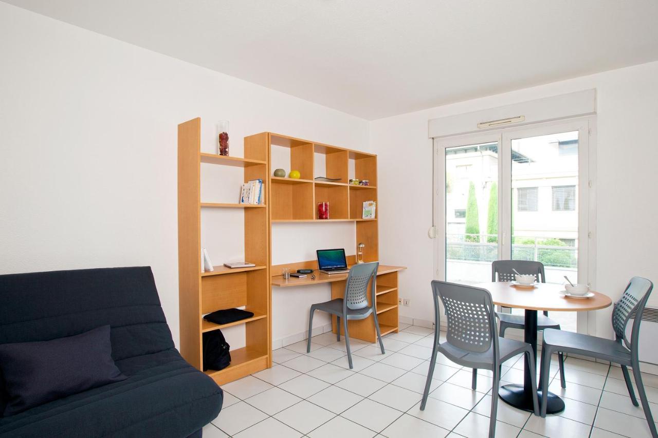 Sejours & Affaires Annecy Le Pont Neuf Aparthotel Cran-Gévrier Exterior foto