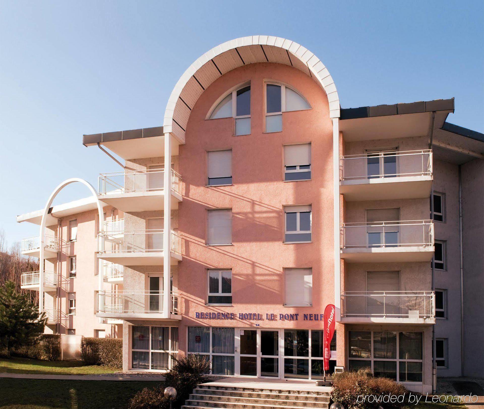 Sejours & Affaires Annecy Le Pont Neuf Aparthotel Cran-Gévrier Exterior foto