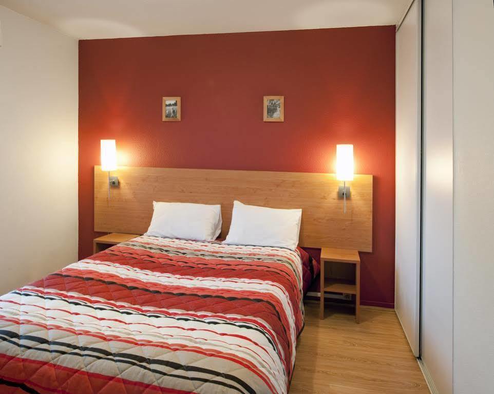 Sejours & Affaires Annecy Le Pont Neuf Aparthotel Cran-Gévrier Exterior foto